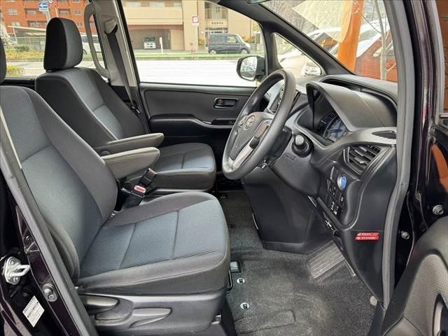 TOYOTA NOAH HYBRID X 2020 TOYOTA NOAH HYBRID X 2020