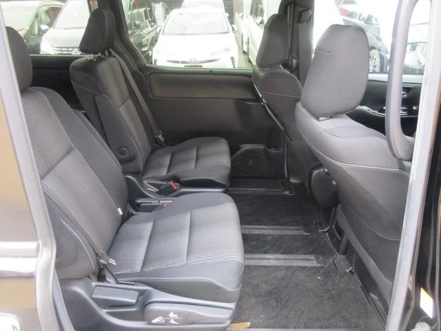 TOYOTA VOXY ZS KIRAMEKI II 2019