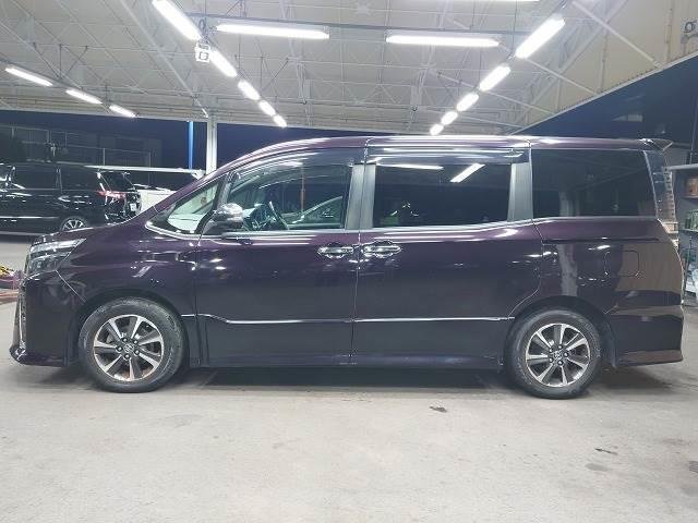 TOYOTA VOXY HYBRID ZS KIRAMEKI 2018 TOYOTA VOXY HYBRID ZS KIRAMEKI 2018