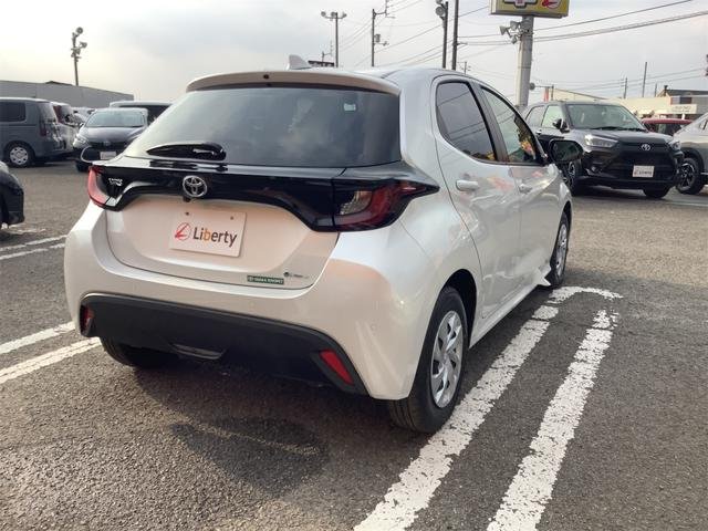 TOYOTA YARIS HYBRID X 2024