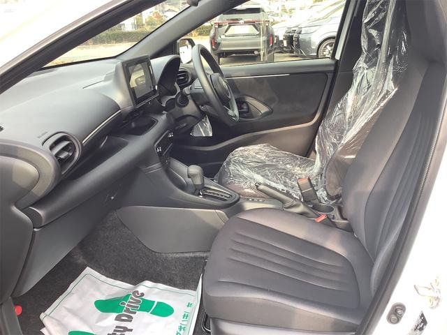 TOYOTA YARIS HYBRID X 2024