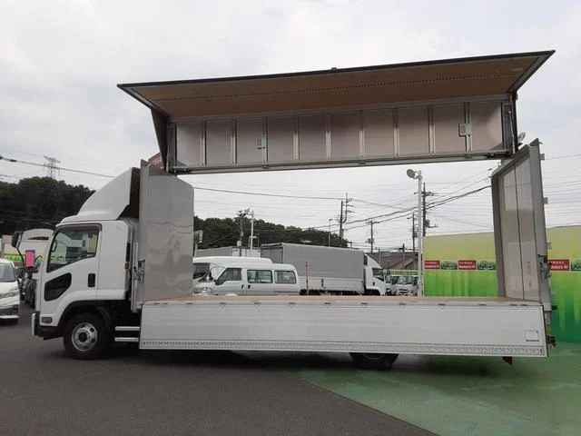 ISUZU FORWARD 2019