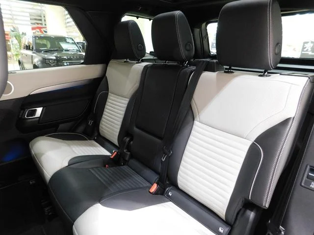 LAND ROVER DISCOVERY DYNAMIC HSE D300 2023 LAND ROVER DISCOVERY DYNAMIC HSE D300 2023