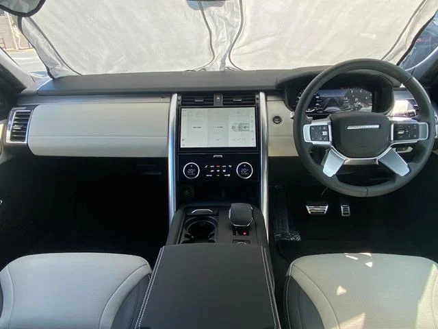 LAND ROVER DISCOVERY DYNAMIC SE D300 2024 LAND ROVER DISCOVERY DYNAMIC SE D300 2024