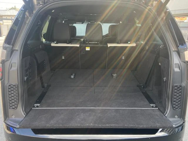 LAND ROVER DISCOVERY DYNAMIC SE D300 2024 LAND ROVER DISCOVERY DYNAMIC SE D300 2024