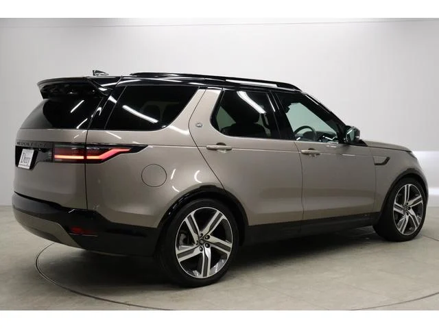 LAND ROVER DISCOVERY R-DYNAMIC HSE D300 2021 LAND ROVER DISCOVERY R-DYNAMIC HSE D300 2021