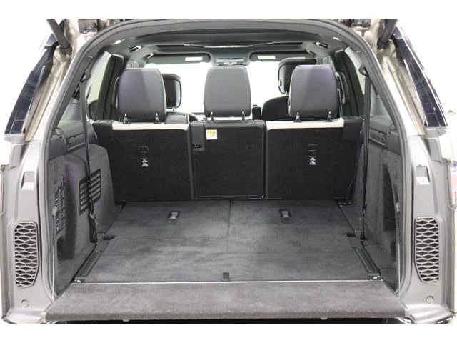 LAND ROVER DISCOVERY R-DYNAMIC HSE D300 2021 LAND ROVER DISCOVERY R-DYNAMIC HSE D300 2021