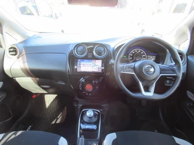 NISSAN NOTE e-POWER X 2017