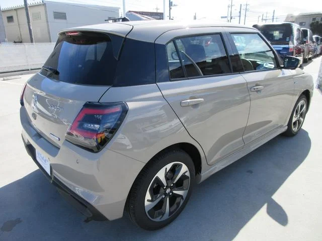 SUZUKI SWIFT HYBRID MZ 2024 SUZUKI SWIFT HYBRID MZ 2024