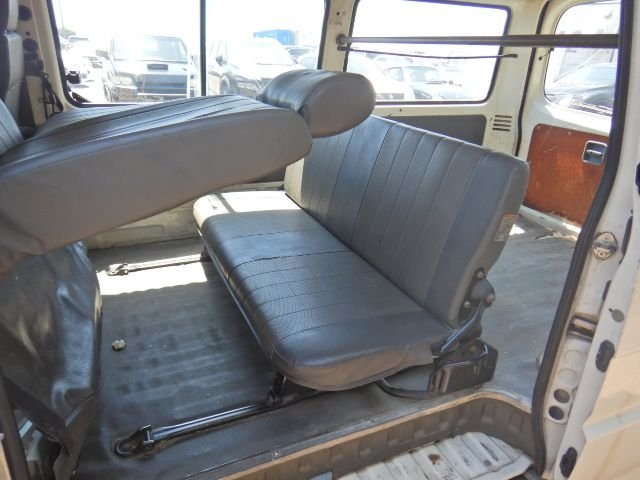 Mazda Bongo Van 2010 – Single Tyre – F8 – Petrol Mazda Bongo Van 2010 – Single Tyre – F8 – Petrol