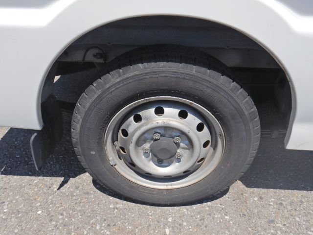 Mazda Bongo Van 2010 – Single Tyre – F8 – Petrol Mazda Bongo Van 2010 – Single Tyre – F8 – Petrol